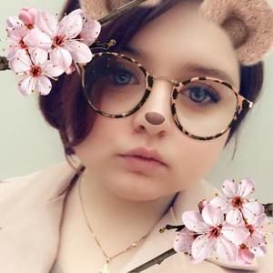 Meet your Posher, Kayla